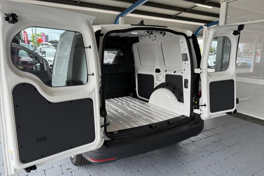 2024 Volkswagen Caddy 5 SWB Van Image 13