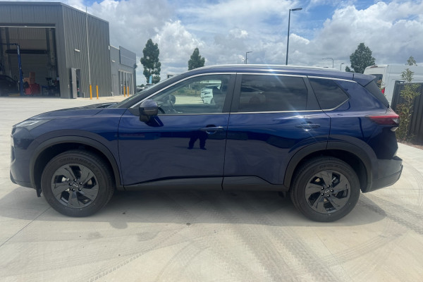 2026 Nissan X-Trail T33 ST-L SUV Image 4