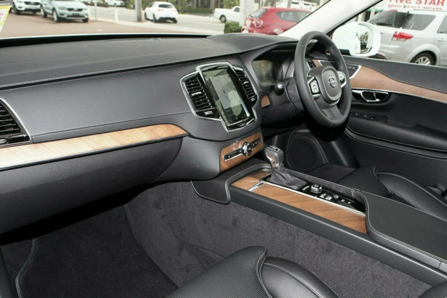 2019 Volvo XC90 L Series D5 Inscription Suv Image 7