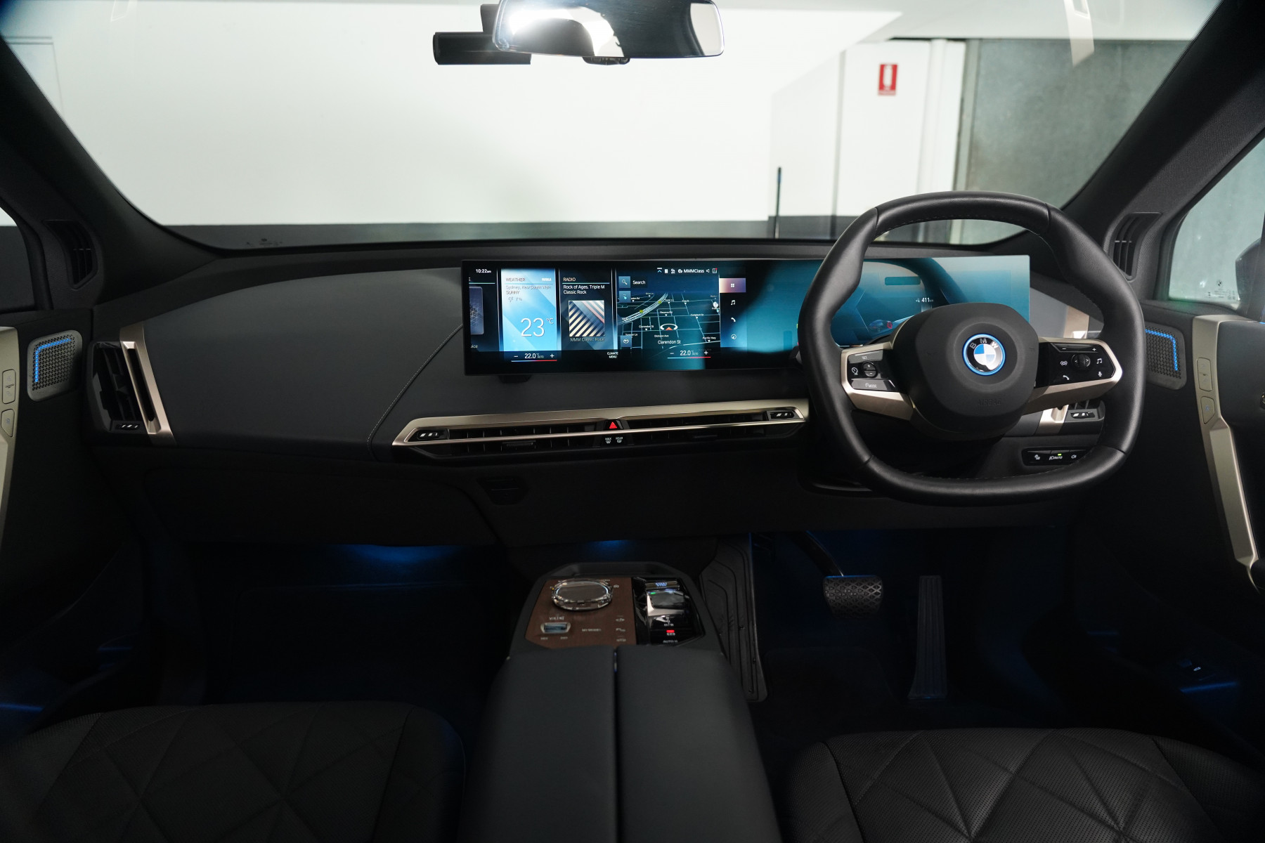 2022 BMW Ix M60 SUV Image 30