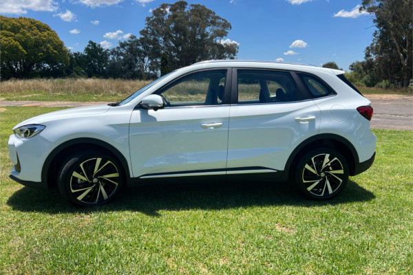 2025 MG ZS ZS32 Essence Turbo SUV