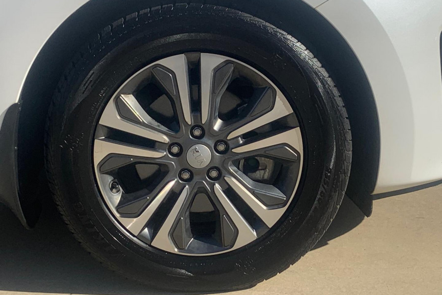 2020 Kia Carnival YP SLi Van Image 11