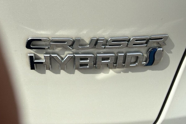 2020 Toyota RAV4 AXAH52R Cruiser SUV Image 11