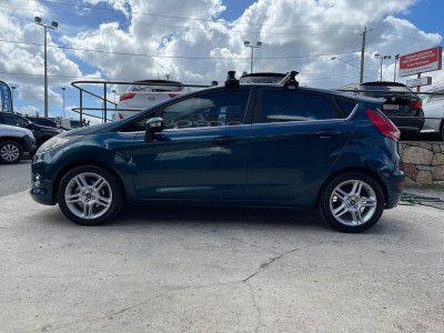 2011 Ford Fiesta WT Zetec Hatchback Image 4