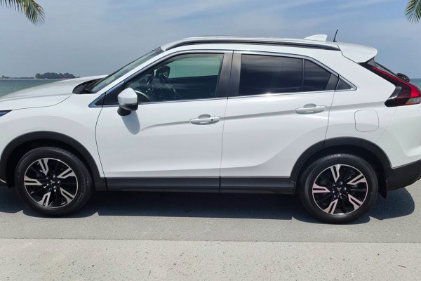 2024 Mitsubishi Eclipse Cross YB LS SUV Image 4