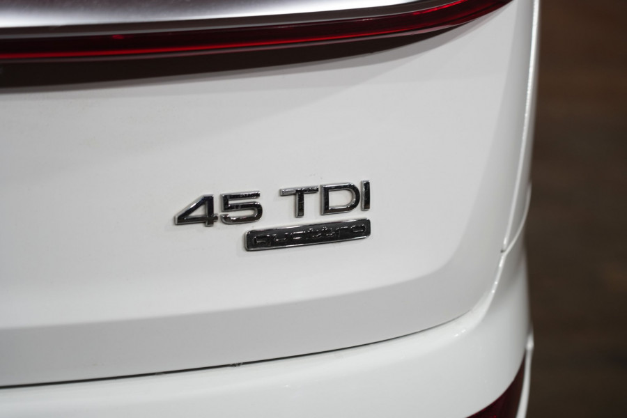 2020 Audi Q7 45 TDI SUV Image 10