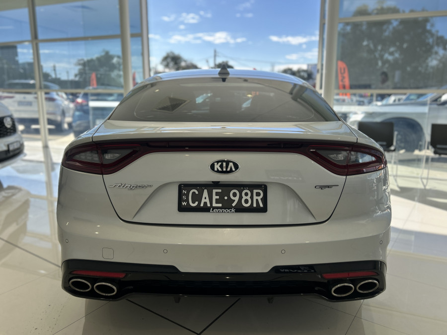 2017 MY18 Kia Stinger CK GT Coupe Image 24