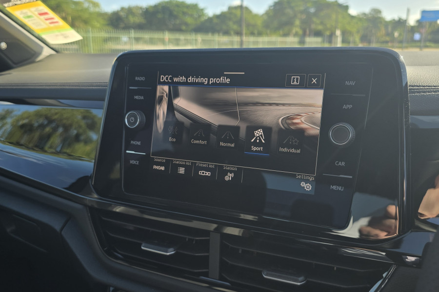 2025 Volkswagen T-Roc D11 140TSI R-Line SUV Image 18