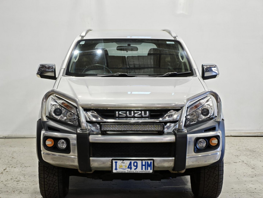 2014 Isuzu MU-X LS-T SUV Image 2