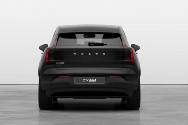 2025 Volvo EX30  Twin Motor Performance Ultra SUV Image 5