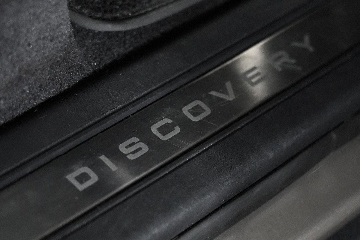 2024 Land Rover Discovery Series 5 P360 Dynamic SE SUV