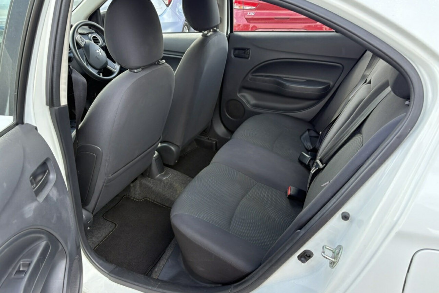 2014 MY15 Mitsubishi Mirage LA ES Sedan Image 7