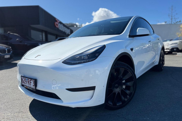 2023 Tesla Model Y  Rear-Wheel Drive SUV Image 2