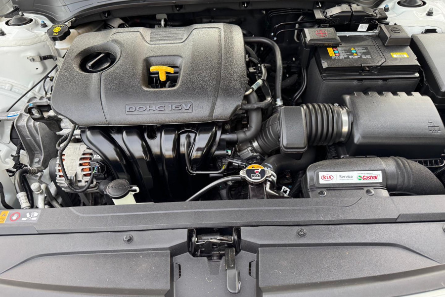 2021 MY1  Kia Cerato BD Sport Hatch Image 28