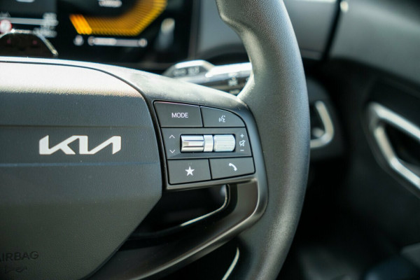 2026 Kia K4 CL4m S Hatch Image 12