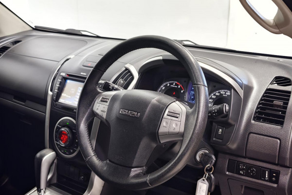 2014 Isuzu MU-X LS-T SUV Image 7