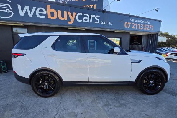 2018 Land Rover Discovery Series 5 SE SUV Image 8