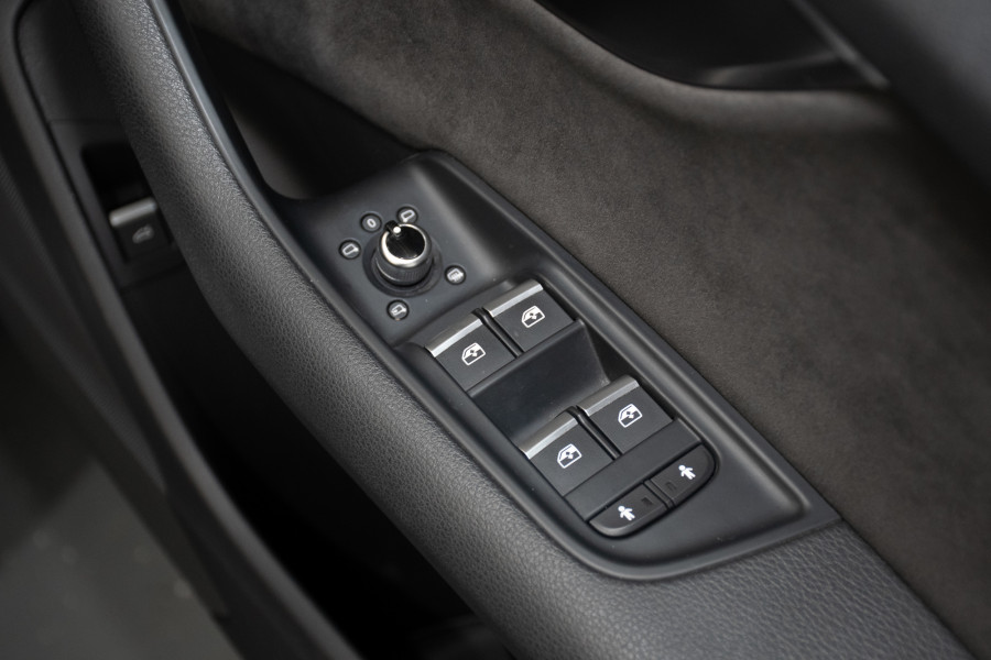 2016 Audi Q7 4M TDI SUV Image 13