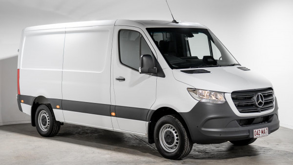 2024 Mercedes-Benz Sprinter VS30 417CDI Bus image 10