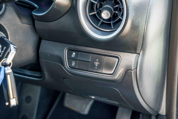 2023 Kia Cerato BD S Hatch Image 15