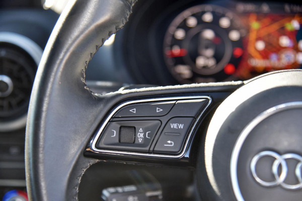 2018 Audi A3 8V  Convertible Image 12