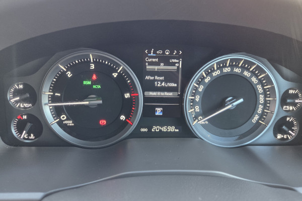 2019 Toyota LandCruiser VDJ200R VX SUV Image 23