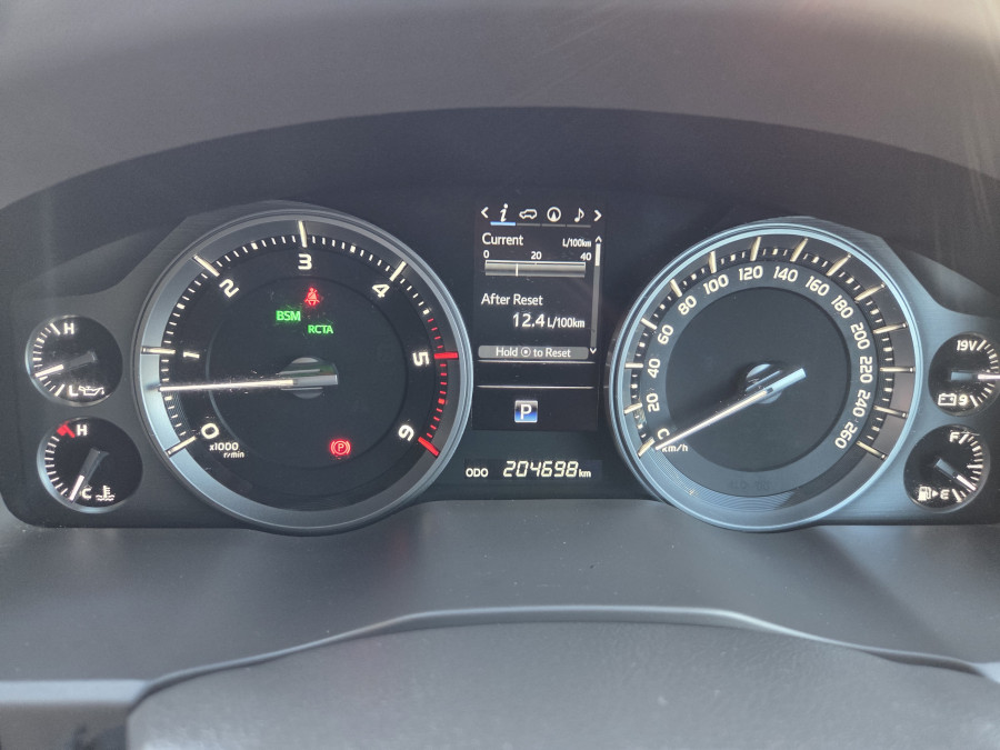2019 Toyota LandCruiser VDJ200R VX SUV Image 23