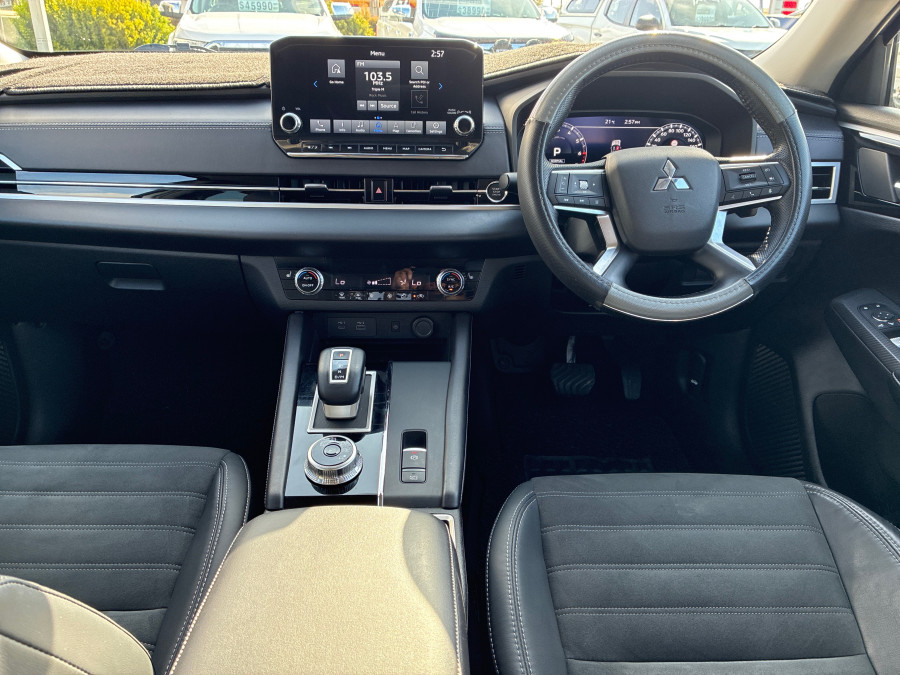 2022 Mitsubishi Outlander ZM Aspire SUV Image 15