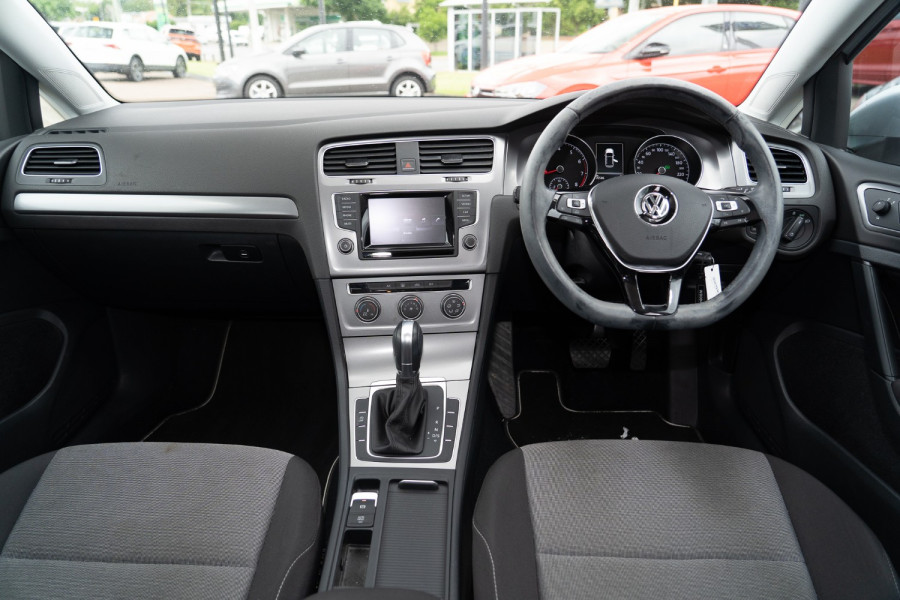 2015 Volkswagen Golf 7 90TSI Hatch Image 7