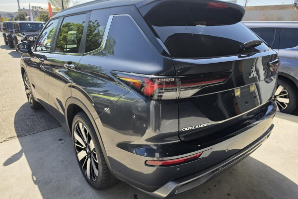 2026 MY25 Mitsubishi Outlander ZM Aspire SUV Image 7
