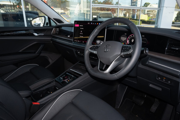2025 Volkswagen Tayron R4 150TSI Elegance SUV image 9