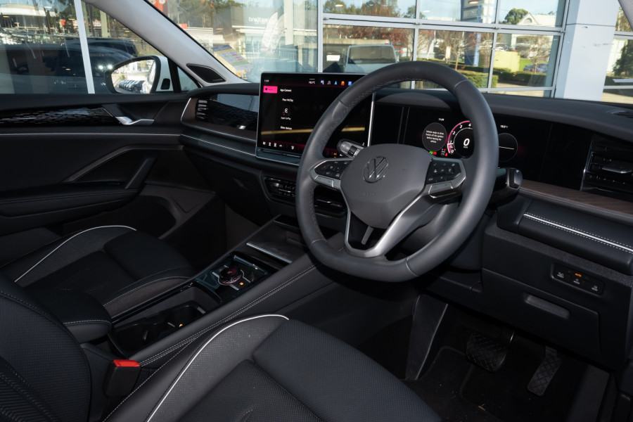 2025 Volkswagen Tayron R4 150TSI Elegance SUV Image 9