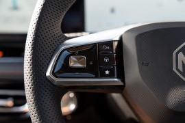 2025 MG HS AS33 Essence SUV