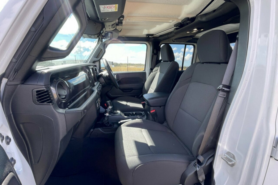 2023 Jeep Gladiator JT Night Eagle Pickup Image 13