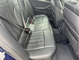 2018 BMW 5 Series G31 520d Touring Steptronic M Sport Wagon image 14