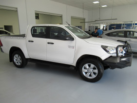2018 Toyota HiLux GUN126R SR Utility Image 5