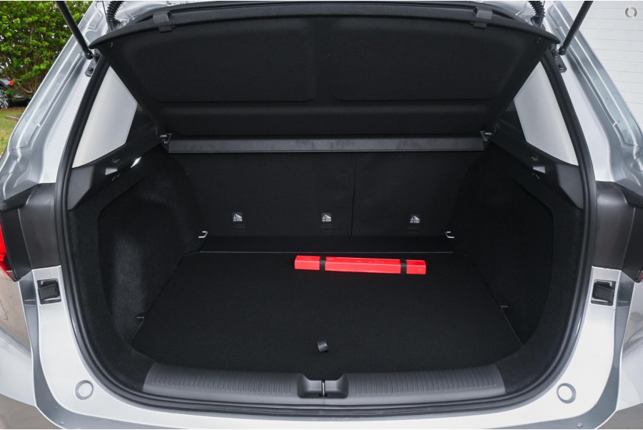 2025 MG ZS ZS32 Essence SUV Image 9