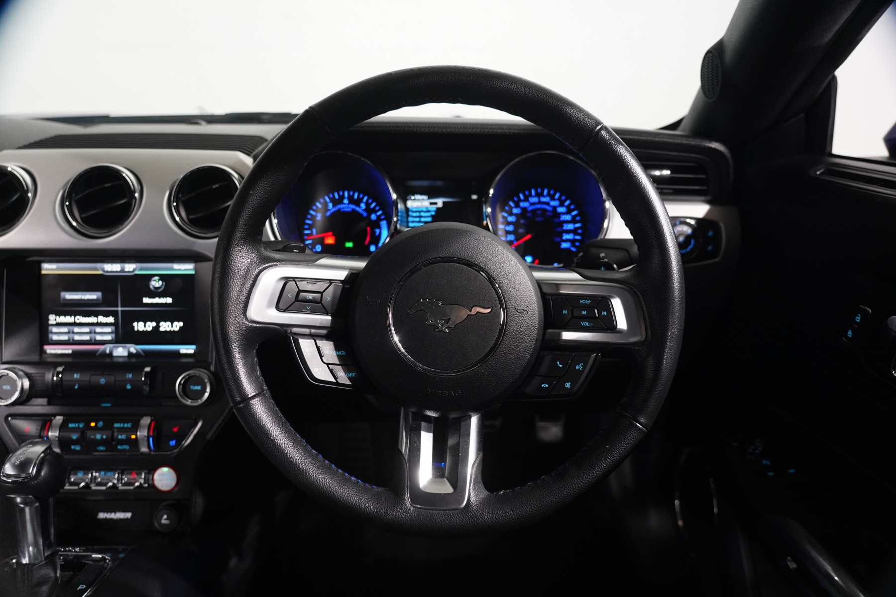 2016 Ford Mustang Fastback Gt 5.0 V8 Coupe Image 14