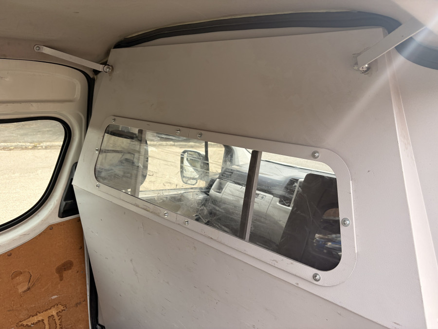 2021 Toyota HiAce GDH300R  Crew Van Image 9