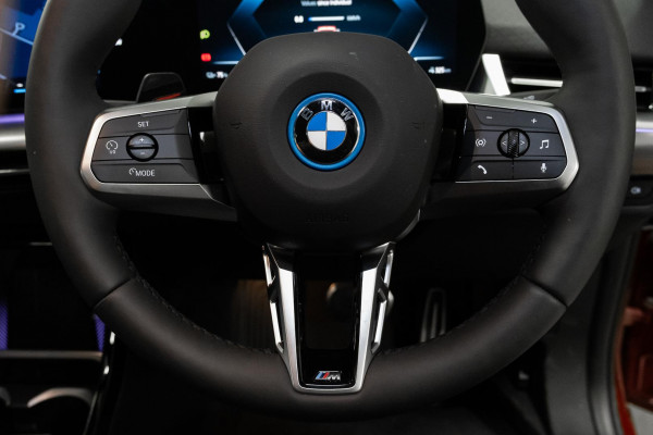 2024 BMW iX2 U10 eDrive20 M Sport SUV image 11