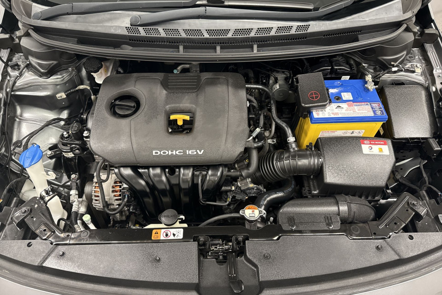2018 Kia Cerato YD Sport Hatch Image 11