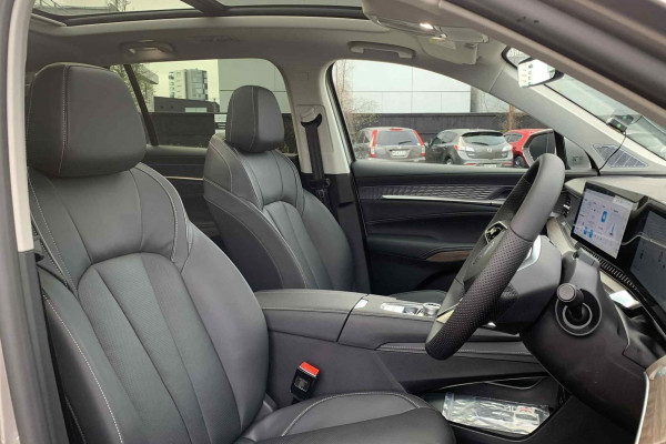 2026 MY25 MG QS IS31 Essence SUV Image 9