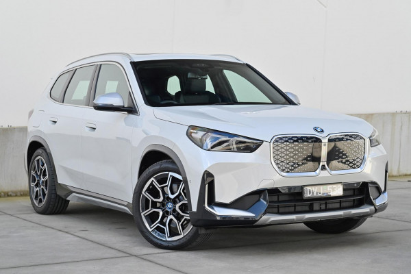 BMW iX1 xDrive30 M Sport U11