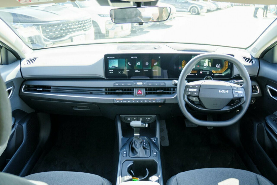 2025 Kia K4 CL4m S Sedan Image 16