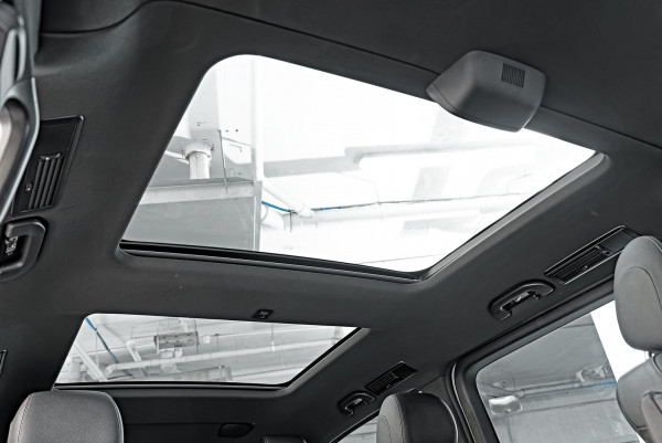 2021 Mercedes-Benz V-Class 447 V250 d Avantgarde People Mover image 13