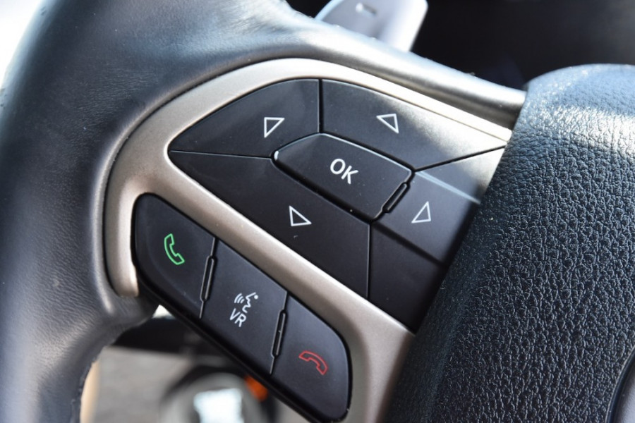 2013 MY14 Jeep Grand Cherokee WK MY2014 Laredo Suv Image 11