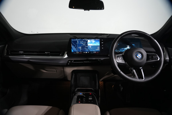 2025 BMW iX2 xDrive30 M Sport SUV image 14