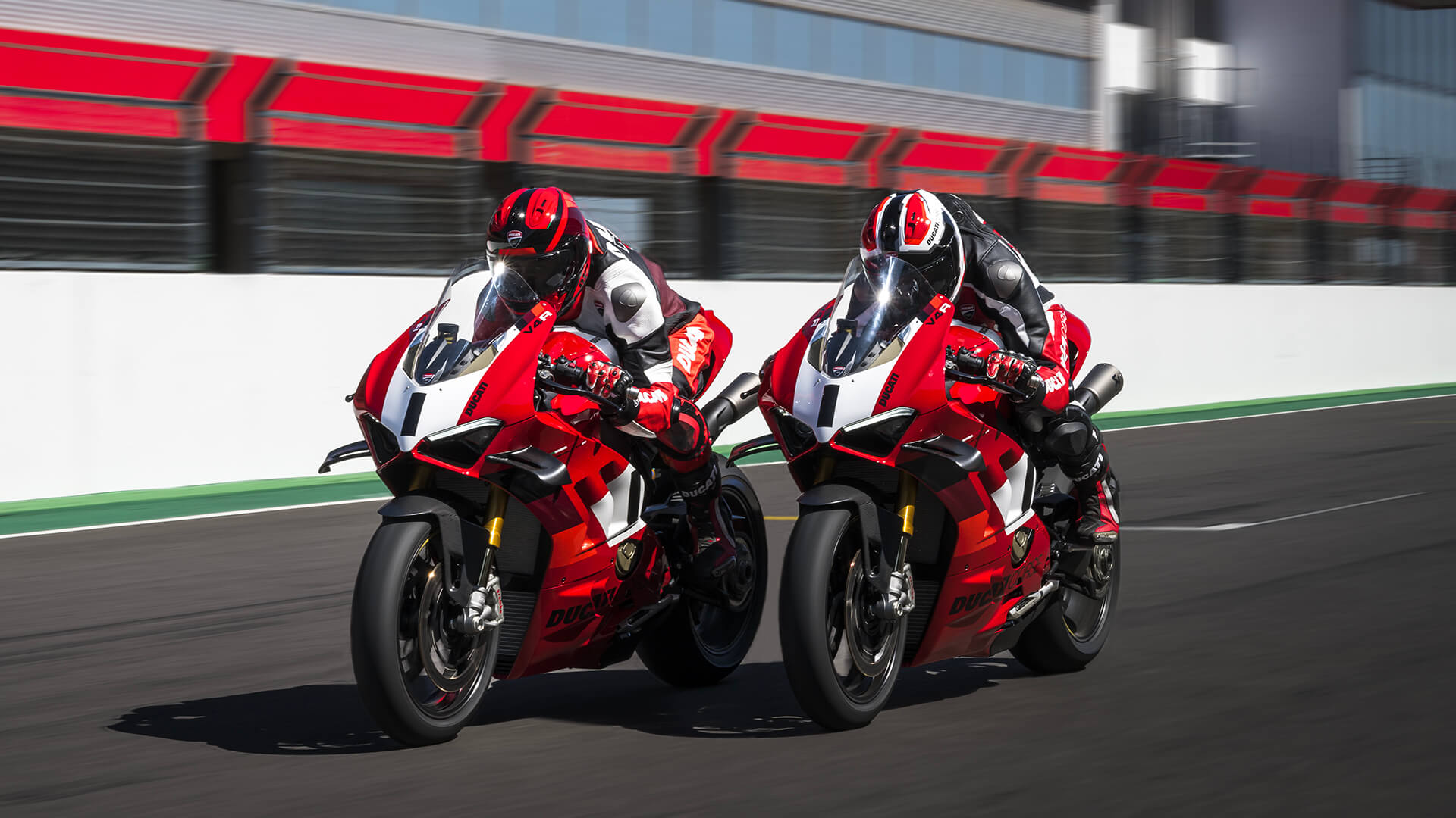 New Ducati Panigale V4 R 2024 Image