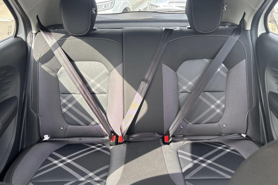 2022 MG MG3 SZP1 Core Hatch Image 14
