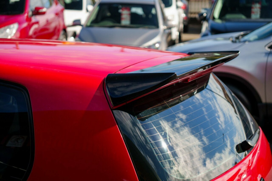 2013 MY14 Volkswagen Golf 7 GTI Hatch Image 9